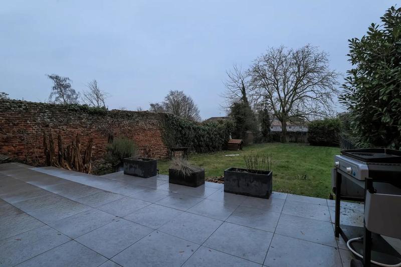 Maison - 190 m² - 8 pièces