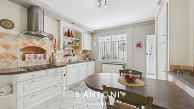 Maison de ville - 84 m² - 3 pièces