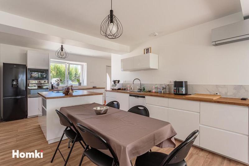 Maison - 160 m² - 7 pièces