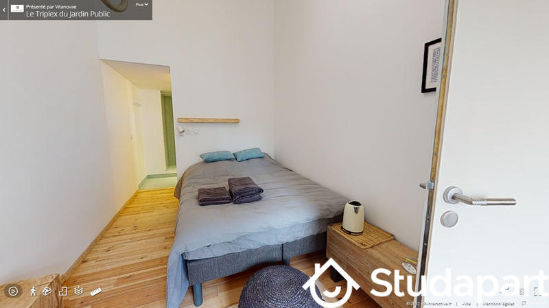 Chambre - 130 m² - 1 pièce