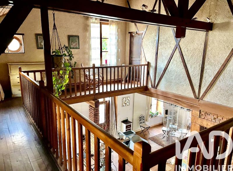 Maison - 200 m² - 7 pièces