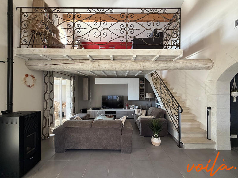 Maison - 182 m² - 5 pièces