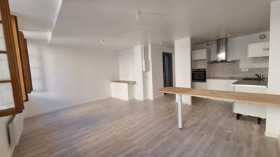 Immeuble - 210 m² - 7 pièces