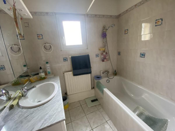 Maison - 150 m² - 8 pièces