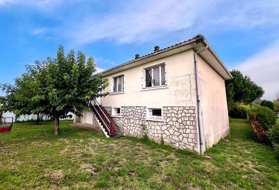 Maison - 94 m² - 6 pièces