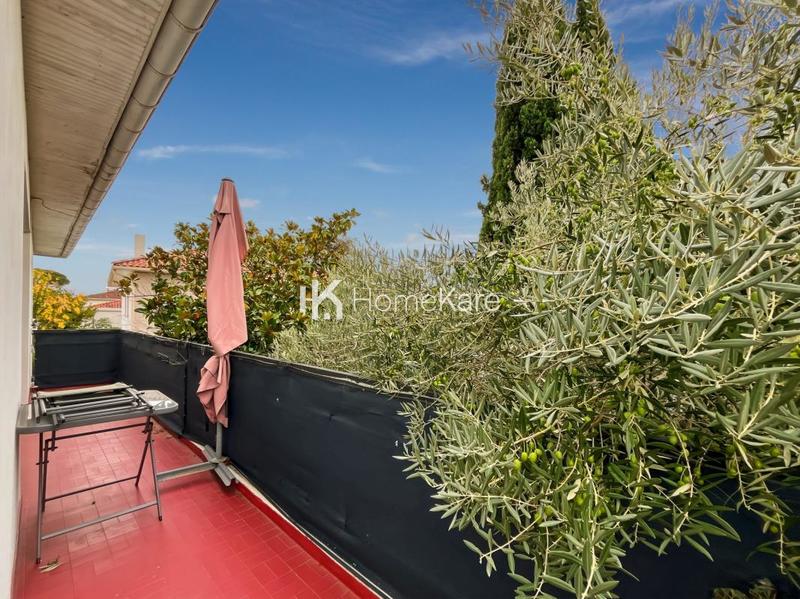 Maison traditionnelle - 180 m² - 6 pièces