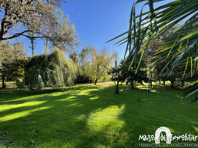 Maison - 185 m² - 7 pièces