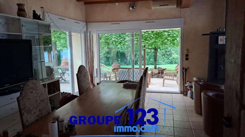 Maison - 521 m² - 18 pièces