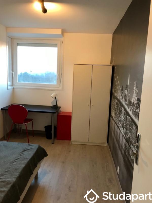 Chambre - 9 m² - 1 pièce
