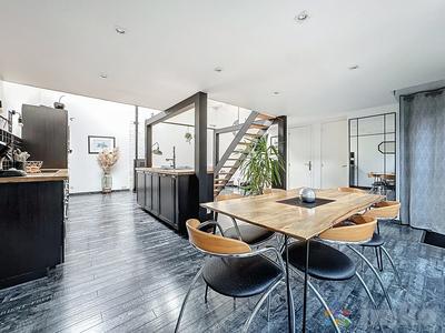 Loft - 66 m² - 2 pièces