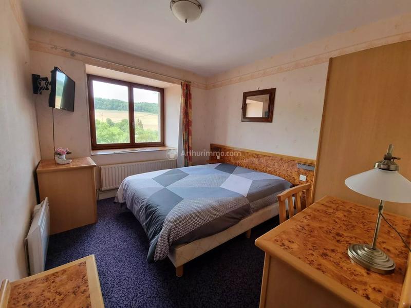 Immeuble - 764 m² - 37 pièces