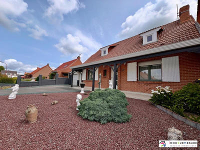 Maison - 180 m² - 5 pièces