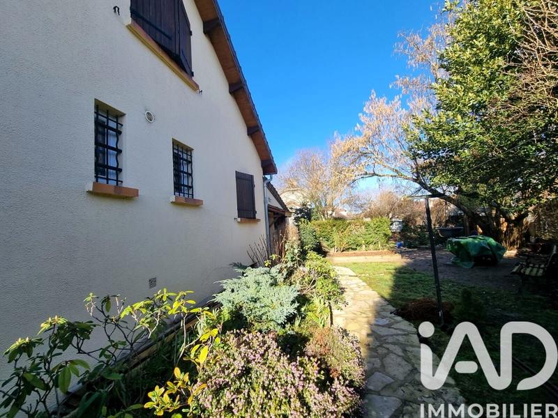 Maison - 120 m² - 5 pièces