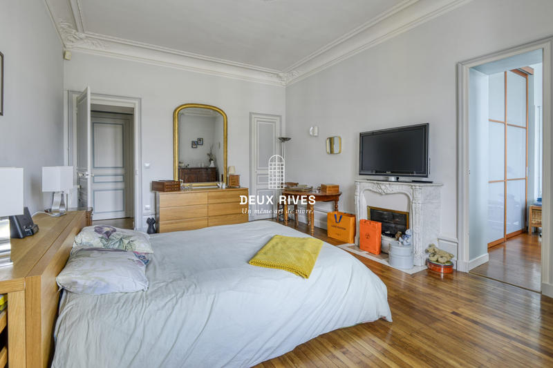 Appartement - 230 m² - 5 pièces