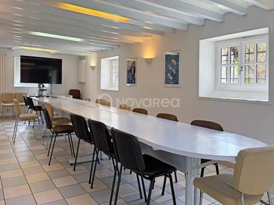 Bureau - 488 m² - 15 pièces