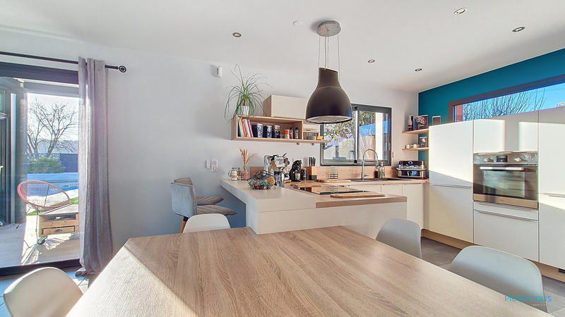 Maison traditionnelle - 140 m² - 6 pièces