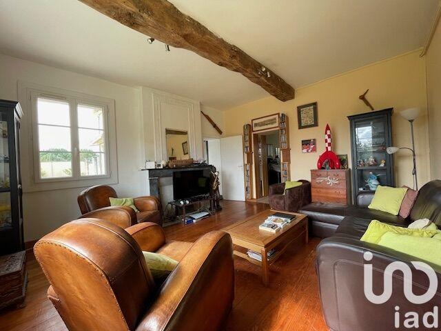 Maison - 250 m² - 9 pièces