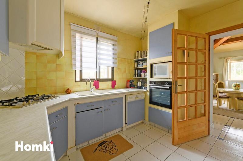 Maison - 394 m² - 12 pièces