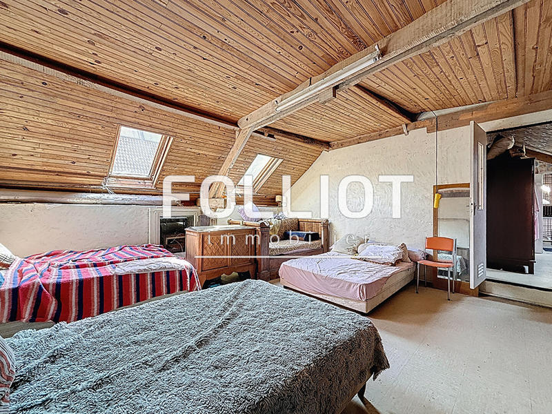 Maison - 200 m² - 5 pièces