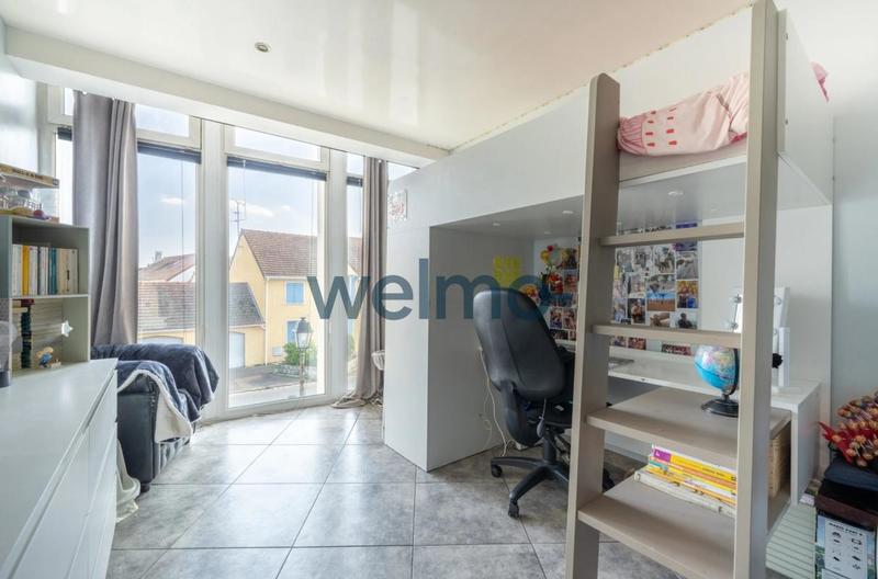 Appartement - 125 m² - 4 pièces