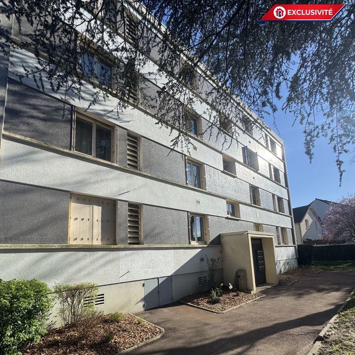 Appartement - 80 m² - 4 pièces