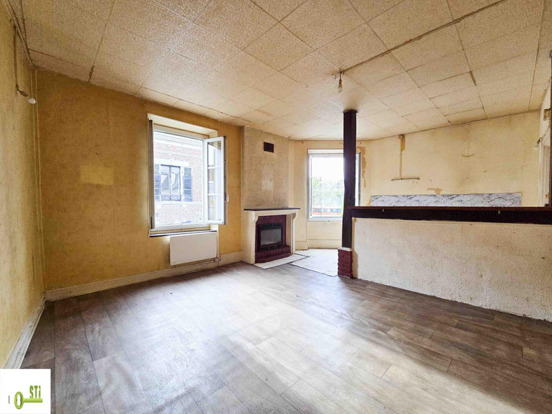 Immeuble - 93 m² - 4 pièces