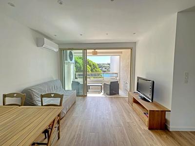 Appartement - 42 m² - 3 pièces