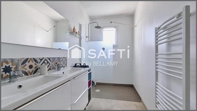 Maison - 101 m² - 5 pièces