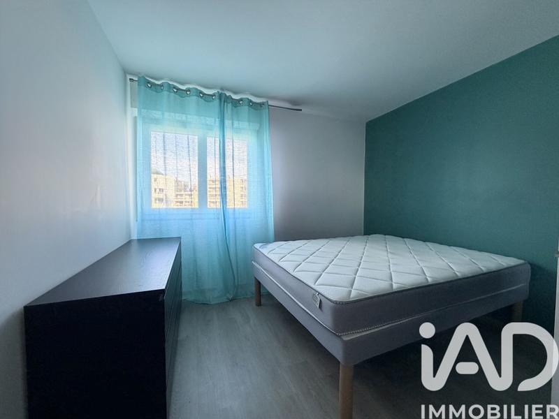 Appartement - 85 m² - 5 pièces