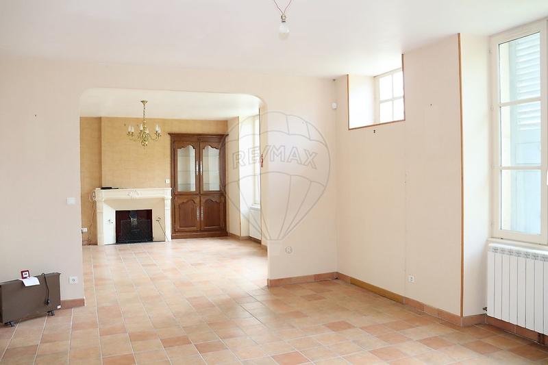 Maison - 145 m² - 6 pièces