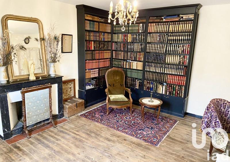 Maison - 343 m² - 10 pièces