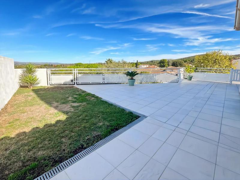 Maison - 190 m² - 5 pièces