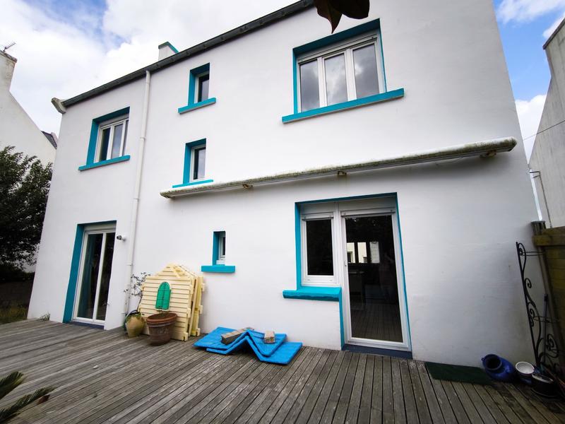 Maison - 164 m² - 9 pièces