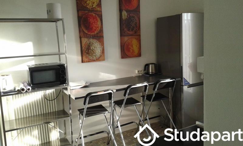 Chambre - 12 m² - 1 pièce