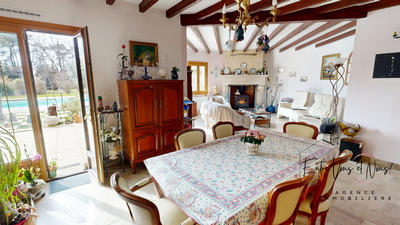 Maison - 206 m² - 8 pièces