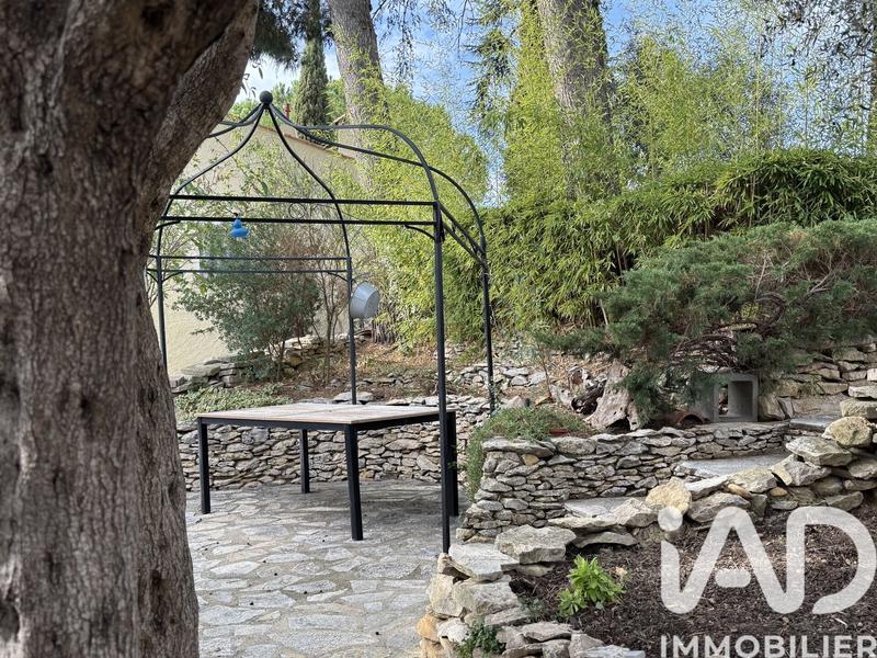 Maison - 269 m² - 7 pièces