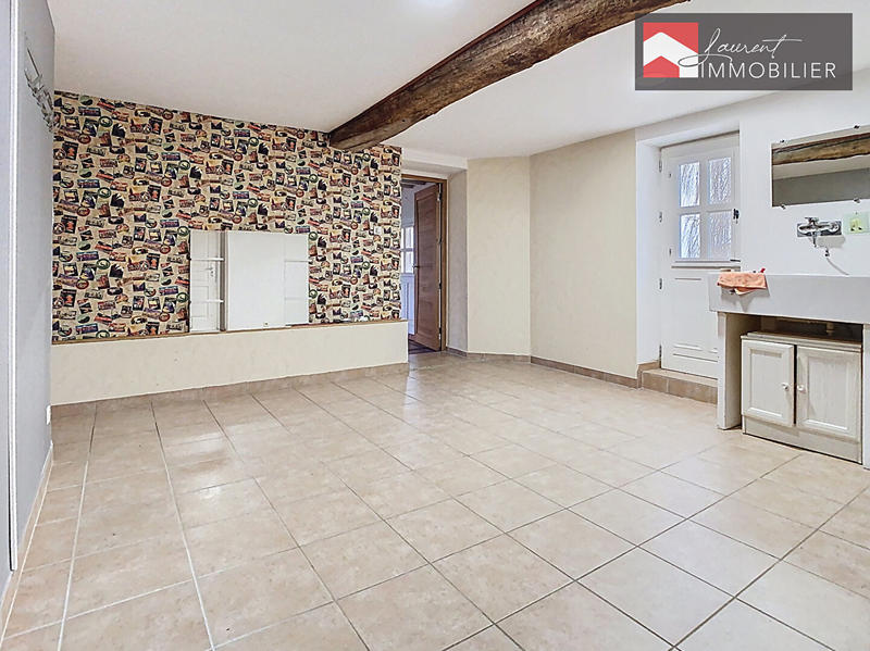 Maison - 280 m² - 6 pièces