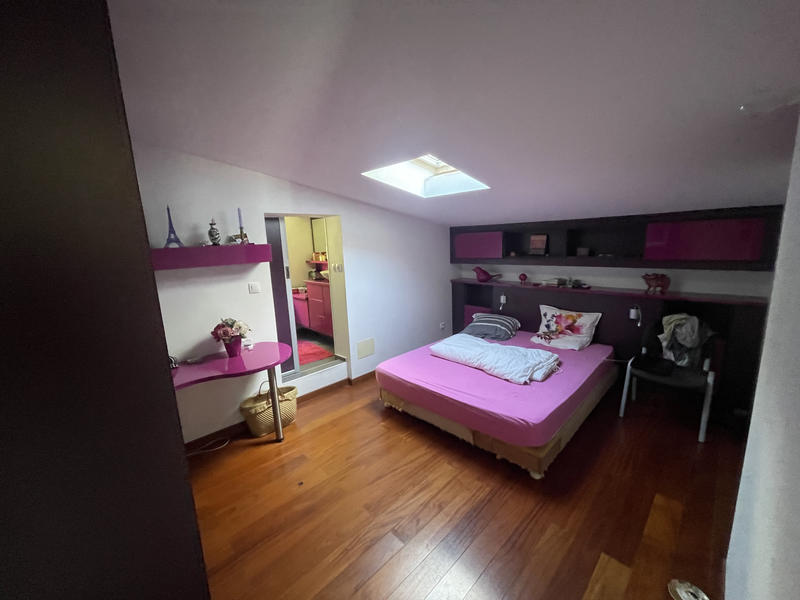 Maison - 187 m² - 5 pièces