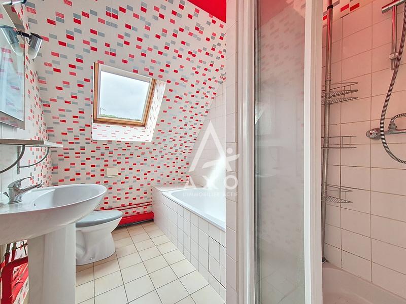 Maison - 77 m² - 5 pièces