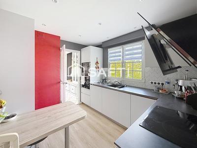 Maison - 159 m² - 7 pièces