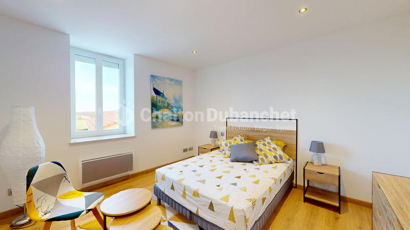 Maison - 228 m² - 6 pièces