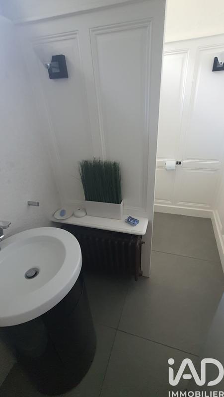 Maison - 446 m² - 9 pièces