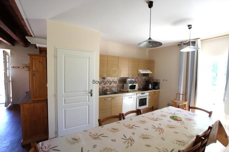 Propriété - 612 m² - 25 pièces