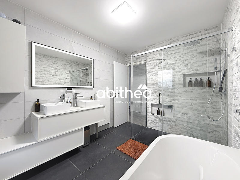 Maison - 116 m² - 5 pièces