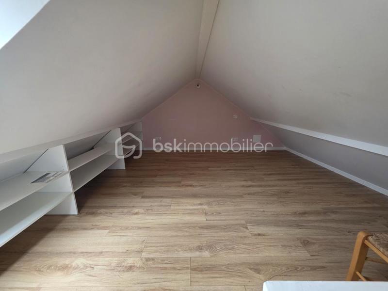 Maison traditionnelle - 165 m² - 7 pièces