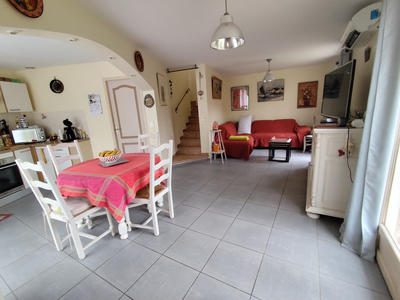 Maison - 120 m² - 5 pièces