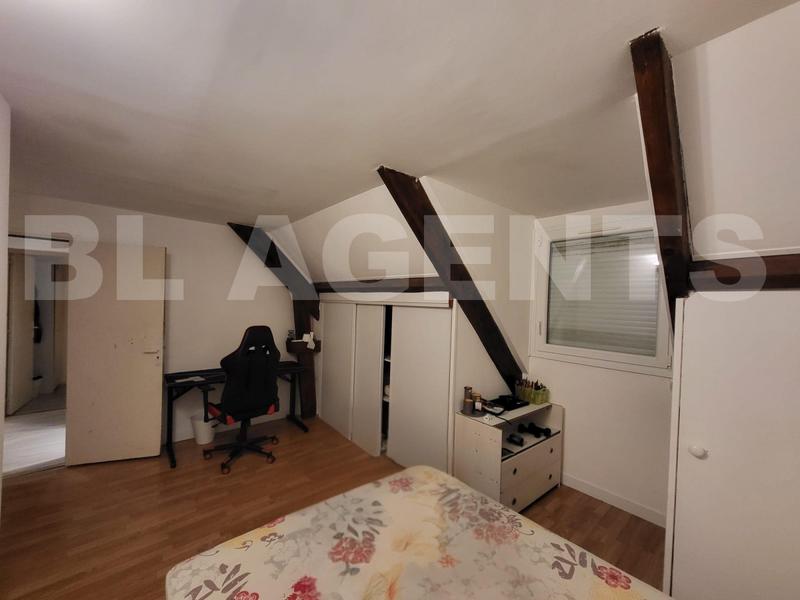 Maison traditionnelle - 91 m² - 5 pièces