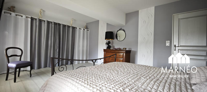 Maison ancienne - 192 m² - 6 pièces