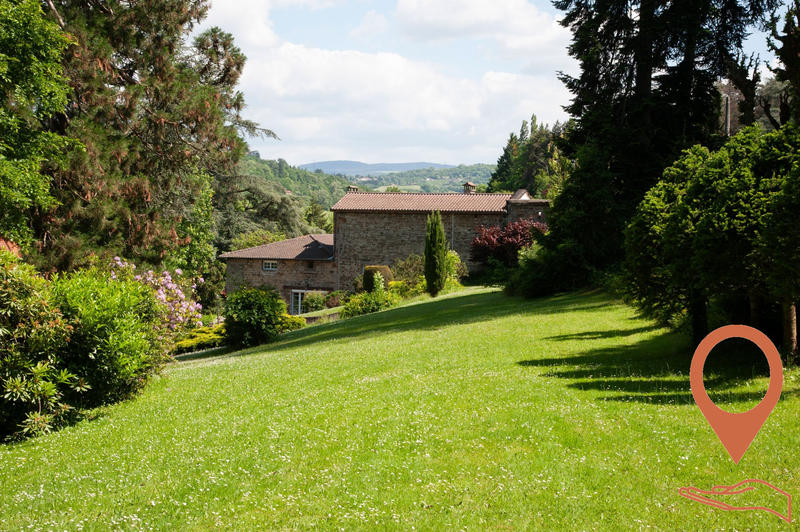 Viager - Maison ancienne - 265 m² - 8 pièces