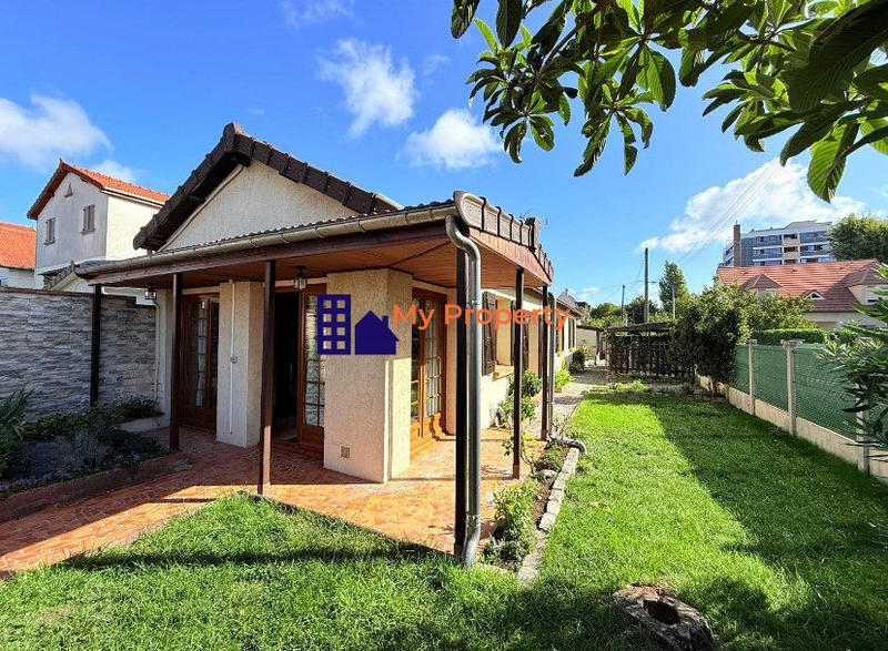 Maison - 75 m² - 5 pièces